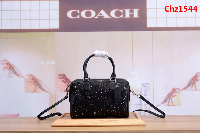 COACH蔻馳 57495 拼色波士頓枕頭包 手提斜挎包  Chz1544