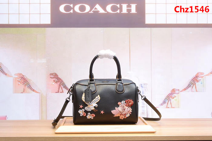 COACH蔻馳 新款31430 全新手掌紋 繡花波士頓枕頭包 百搭款 手提斜挎包  Chz1546