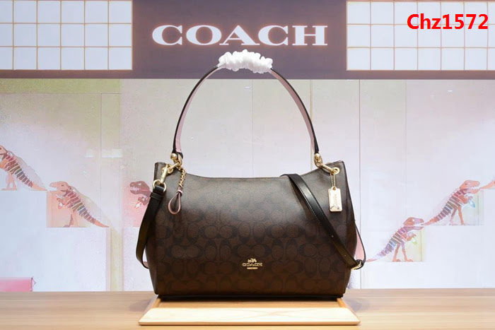 COACH蔻馳 女包 新款女士新月包 28967 可單肩 手提 斜挎  Chz1572