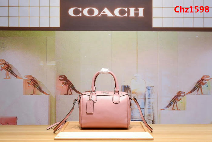 COACH蔻馳 專櫃2018新款 迷你mini波士頓枕頭包 青島代工品質 原版YKK拉鏈 246272  Chz1598