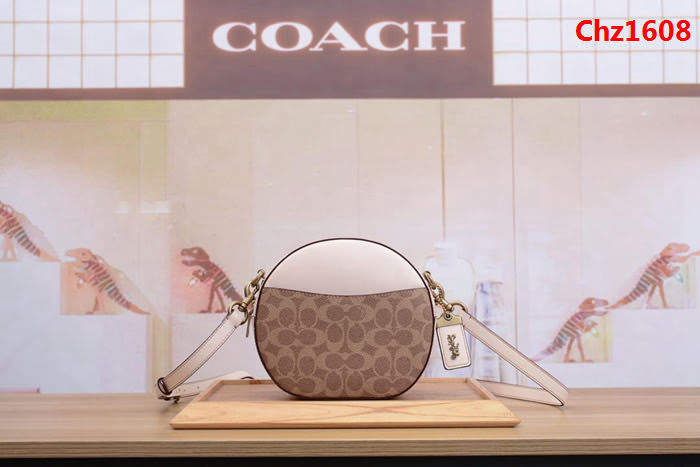COACH蔻馳 新品發售 c家19年初新款盒子包 化妝包  Chz1608