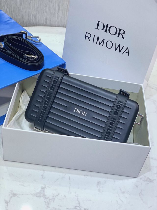 Dior包 迪奧 Dior X RIMOWA膠囊合作系列 磨砂質感的鋁制外殼 Dior高端小箱挎包  Dyd1440