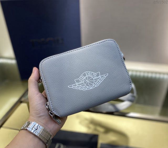 Dior男包 迪奧喬丹聯名斜挎包AND SHAWN手拿包  dfk1502