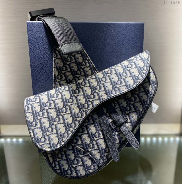 Dior男女同款包 迪奧Saddle Bag老花刺繡馬鞍包 Dior手提肩背包  dfk1546