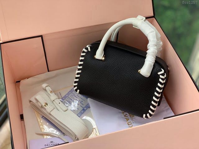 DELVAUX女包 標誌性包款 旋轉拎著提把D扣環 德爾沃女手提包 CL0020 編織黑 Delvaux信封袋  fcs1257