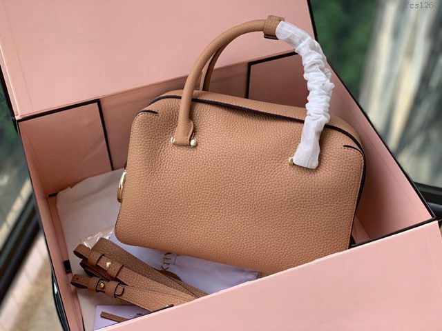DELVAUX女包 標誌性包款 旋轉拎著提把D扣環 德爾沃女手提包 CL0028 奶茶色 Delvaux信封袋  fcs1260