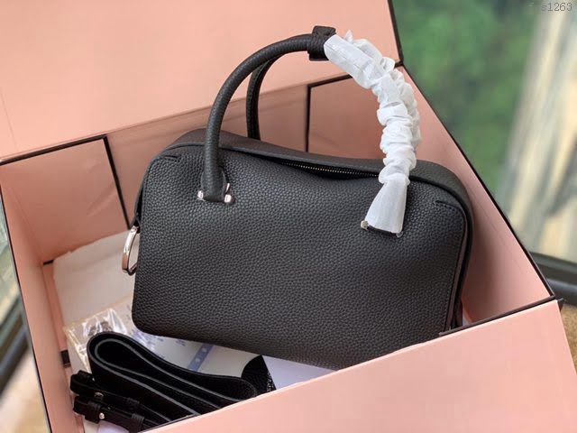 DELVAUX女包 標誌性包款 旋轉拎著提把D扣環 德爾沃女手提包 CL0028 黑銀 Delvaux信封袋  fcs1263
