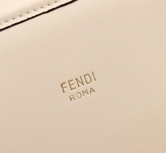 FENDI芬迪 F家官方最新相機包 小牛皮 單肩斜挎包 2729#  fd1000
