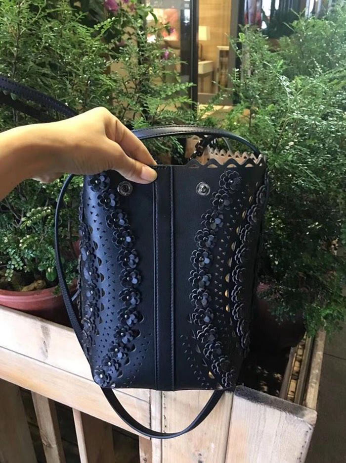 FENDI芬迪 alaia阿萊亞 法國著名品牌同款 鏤空撞色 休閒購物袋 度假首選款  fd1119