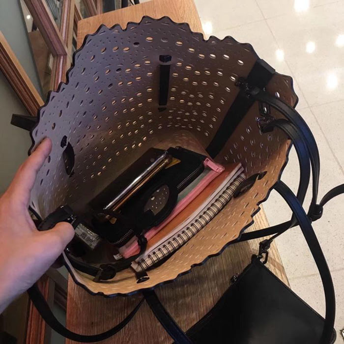 FENDI芬迪 alaia阿萊亞 法國著名品牌同款 鏤空撞色 休閒購物袋 度假首選款  fd1122