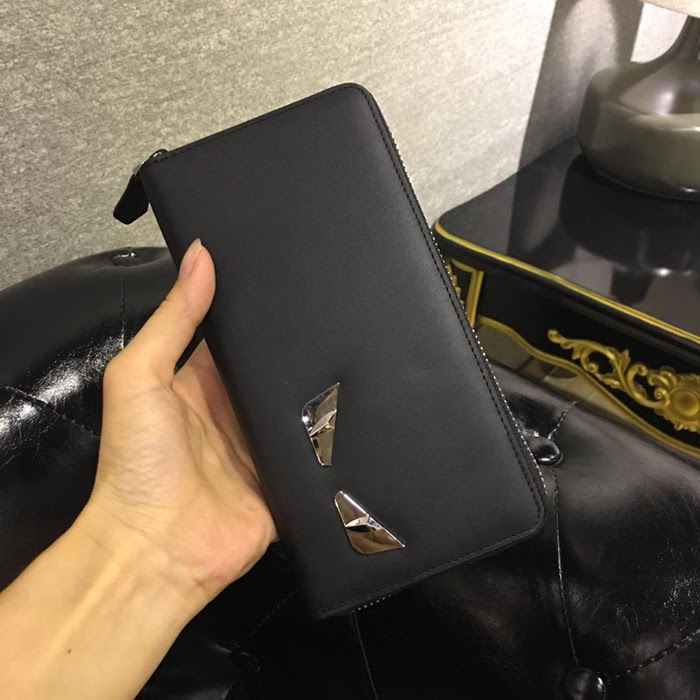 FENDI芬迪 小牛皮 手工縫製 多卡位 小怪獸潮人錢包  fd1147
