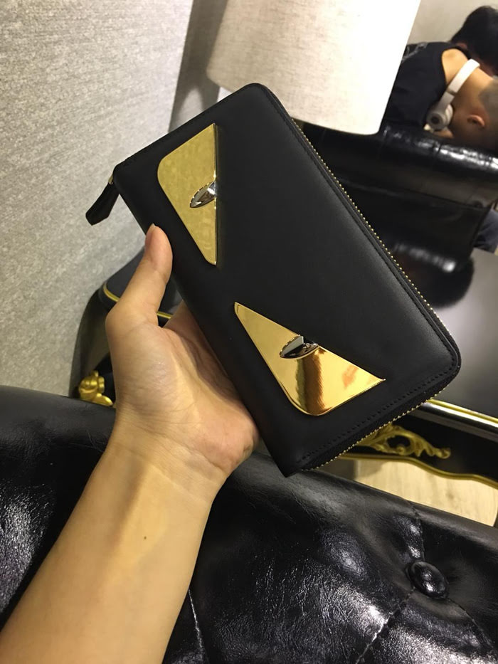FENDI芬迪 小牛皮 手工縫製 多卡位 小怪獸潮人錢包  fd1161