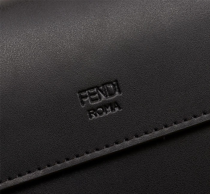 FENDI芬迪 新款 KAN I LOGO 手袋 翻蓋手袋 可斜背 手拿  fd1206
