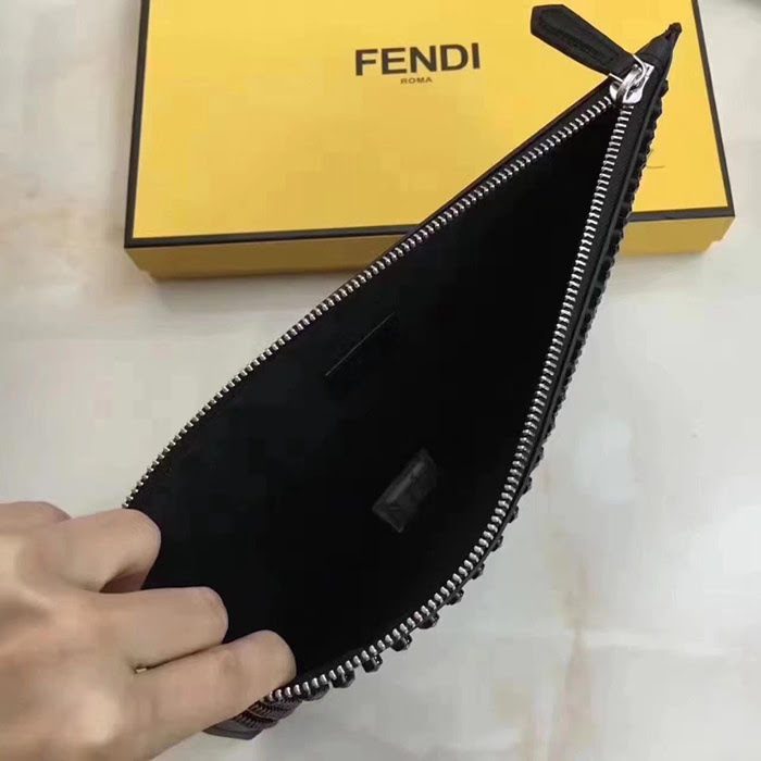 FENDI芬迪 潮爆款 小怪獸 女款手包  fd1217