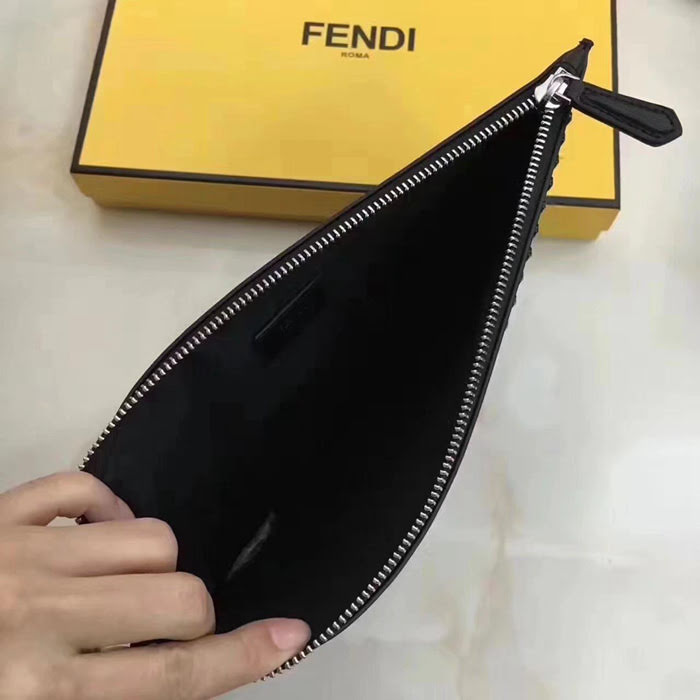 FENDI芬迪 潮爆款 小怪獸 女款手包  fd1218