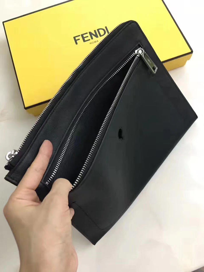 FENDI芬迪 潮爆款 小怪獸 女款手包  fd1220