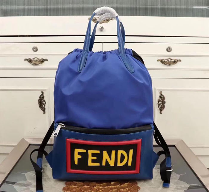 FENDI芬迪 新款FENDI 2017年時尚走秀款 男士背包兩用款  fd1232