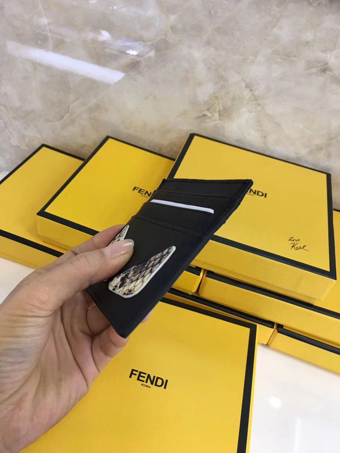FENDI芬迪 小怪獸卡包 小巧精緻  fd1246