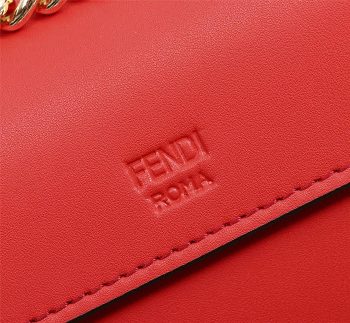 FENDI芬迪 新款 KAN I LOGO 手袋 翻蓋手袋 可斜背或手拿  fd1261