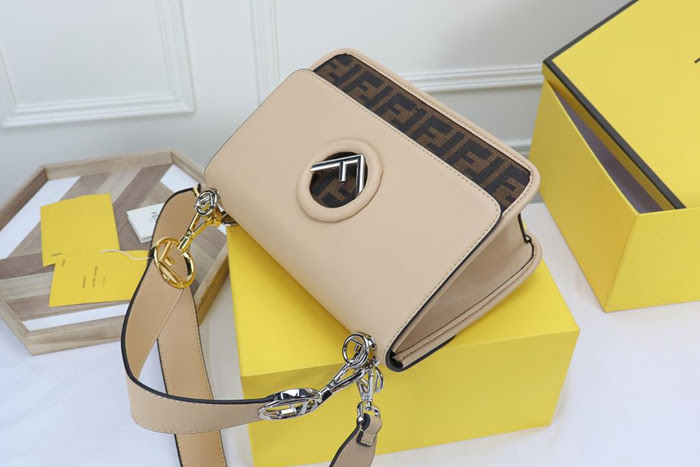 FENDI芬迪 最新系列 Kan I款0999 牛皮秋冬最新五金扣FENDI F LOGO  fd1290