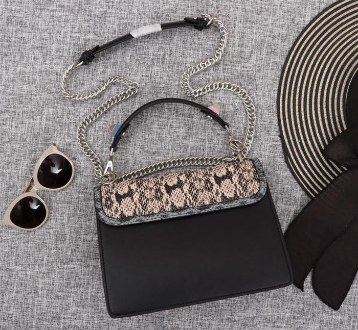 FENDI芬迪 大號 Fendi 8809 2018春夏新款 情人節禮物KAN I LOGO牛皮手袋  fd1295