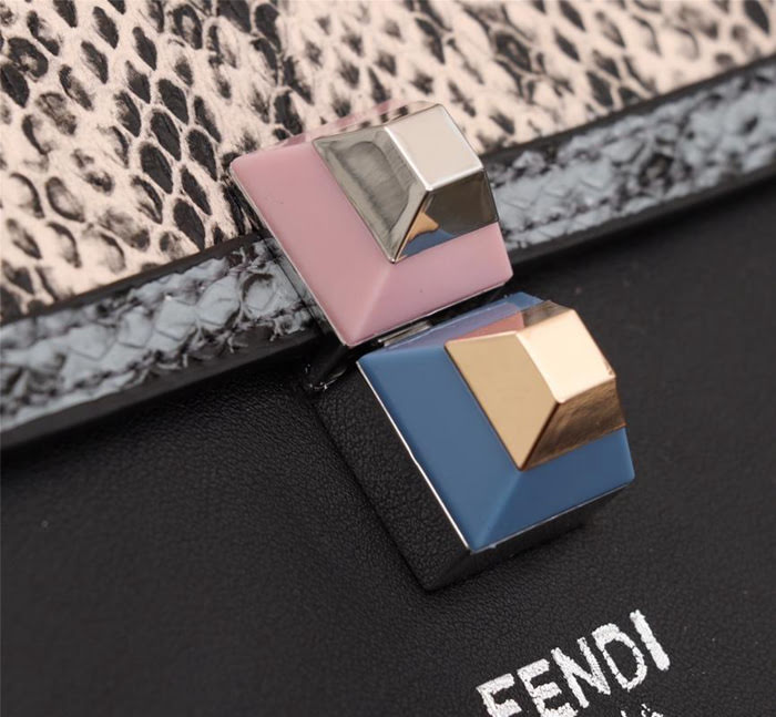 FENDI芬迪 大號 Fendi 8809 2018春夏新款 情人節禮物KAN I LOGO牛皮手袋  fd1295
