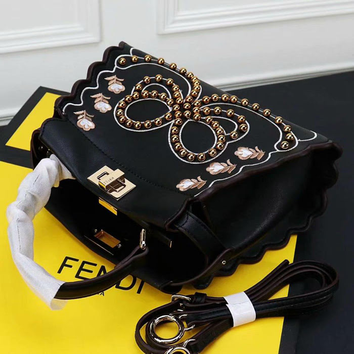 FENDI芬迪 New Fendi 18 秋冬走秀最新款 小型手提包 F0497012  fd1302