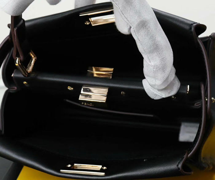 FENDI芬迪 New Fendi 18 秋冬走秀最新款 小型手提包 F0497012  fd1302