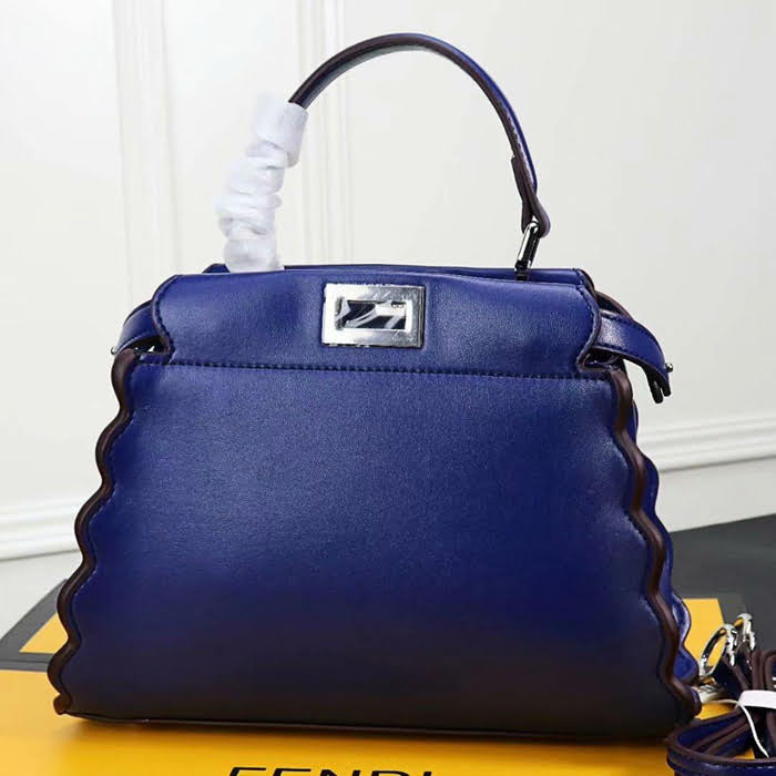 FENDI芬迪 New Fendi 18 秋冬走秀最新款 小型手提包 F0497012  fd1303