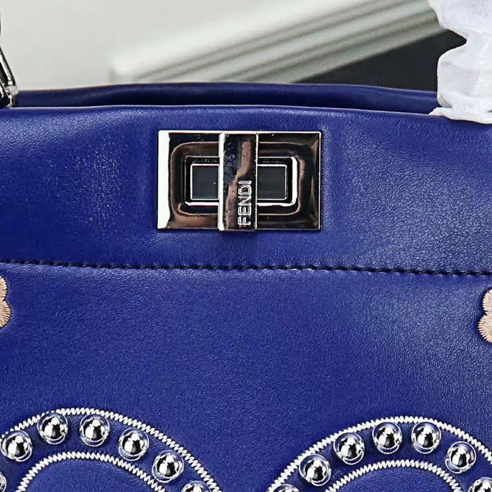 FENDI芬迪 New Fendi 18 秋冬走秀最新款 小型手提包 F0497012  fd1303
