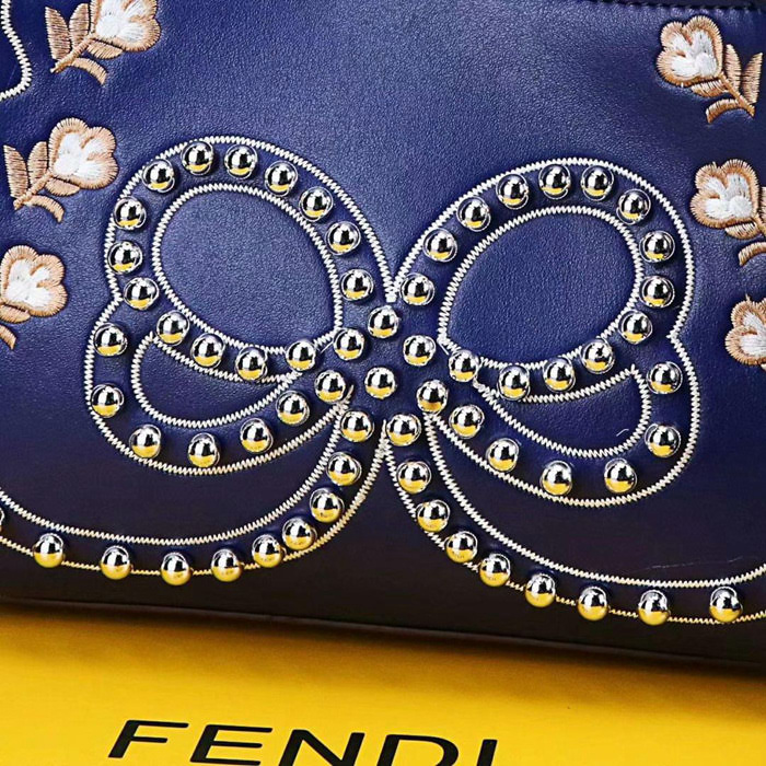 FENDI芬迪 New Fendi 18 秋冬走秀最新款 小型手提包 F0497012  fd1303