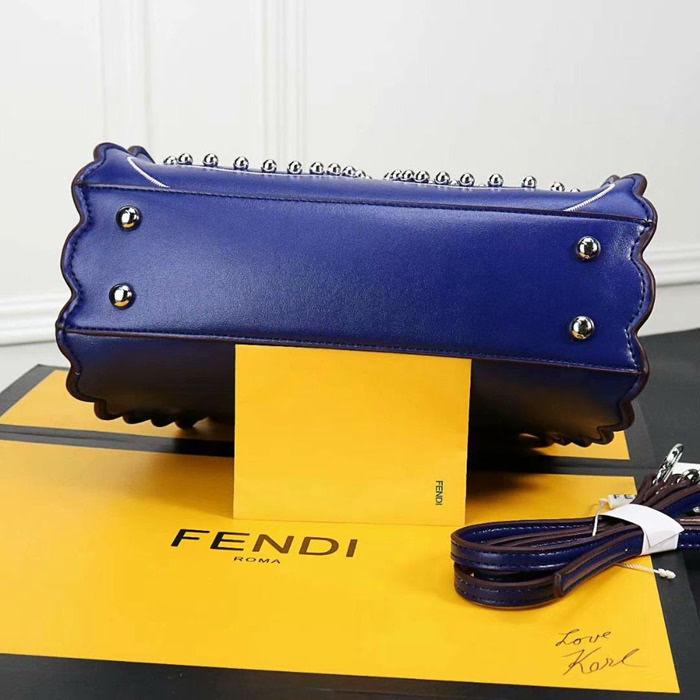 FENDI芬迪 New Fendi 18 秋冬走秀最新款 小型手提包 F0497012  fd1303