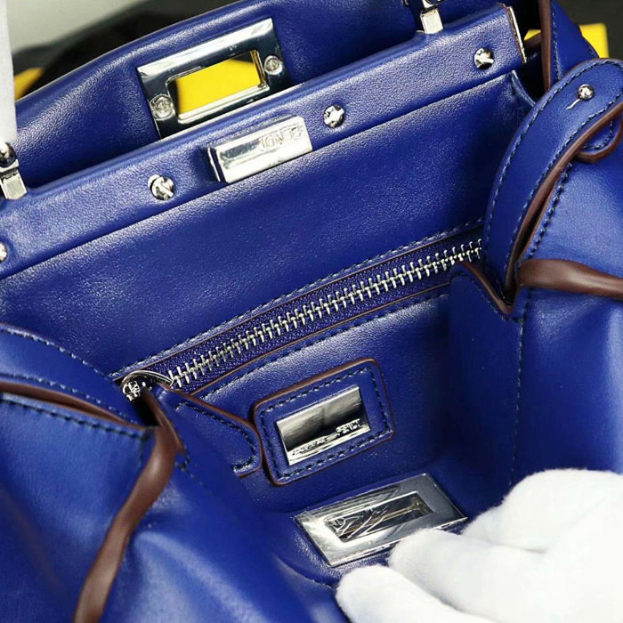 FENDI芬迪 New Fendi 18 秋冬走秀最新款 小型手提包 F0497012  fd1303
