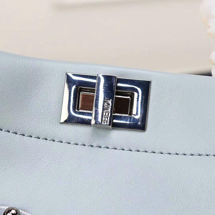 FENDI芬迪 New Fendi 18 秋冬走秀最新款 小型手提包 F0497012  fd1304