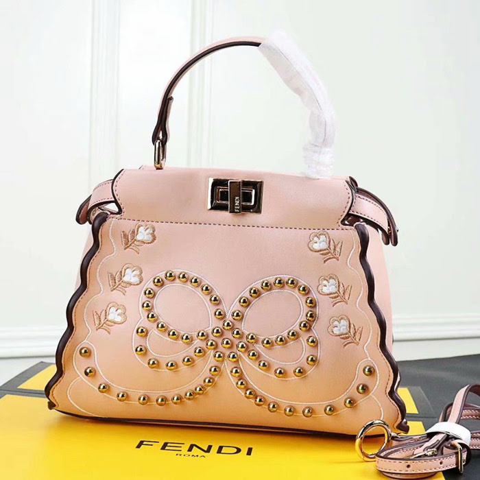 FENDI芬迪 New Fendi 18 秋冬走秀最新款 小型手提包 F0497012  fd1305