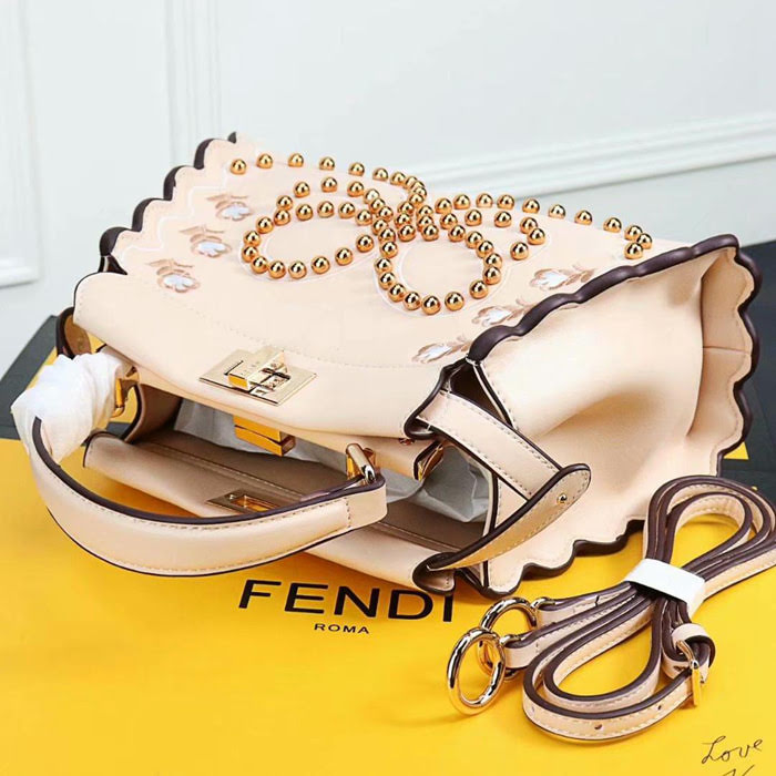 FENDI芬迪 New Fendi 18 秋冬走秀最新款 小型手提包 F0497012  fd1306