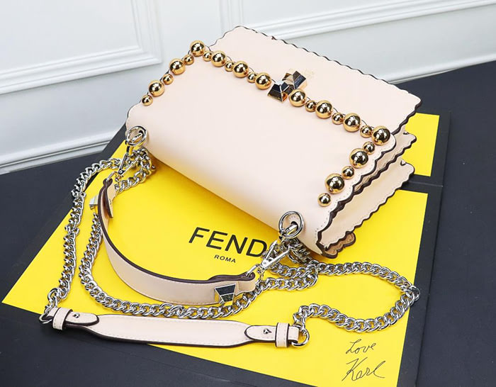 FENDI芬迪 大號 Fendi 2018秋冬新款 Kani翻蓋式手袋 可斜背亦可手提 088 091  fd1307