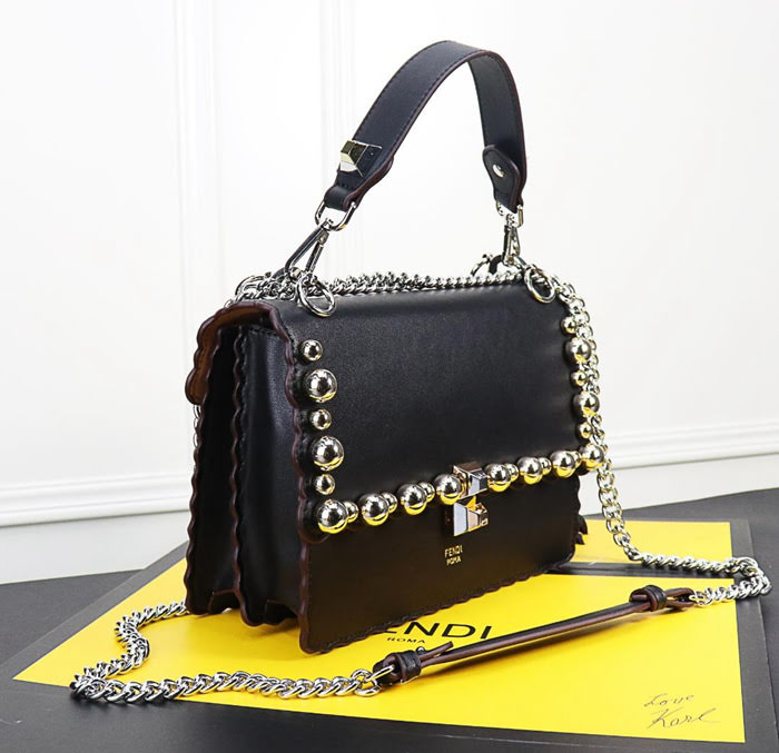 FENDI芬迪 大號 Fendi 2018秋冬新款 Kani翻蓋式手袋 可斜背亦可手提 088 091  fd1308