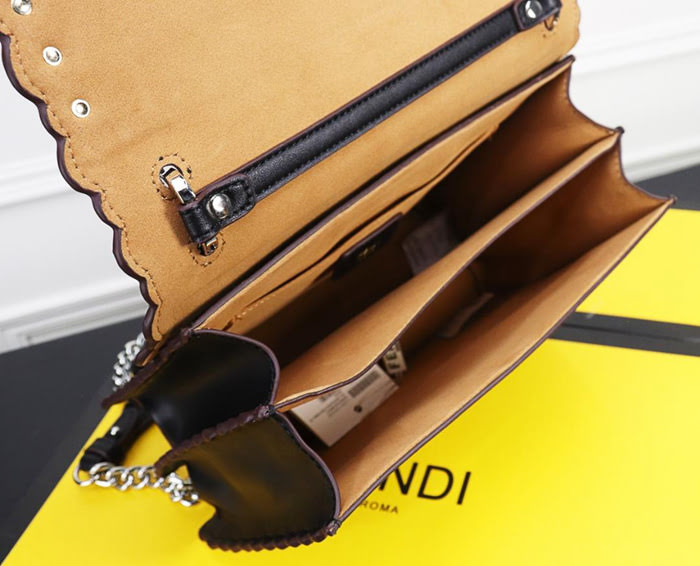 FENDI芬迪 大號 Fendi 2018秋冬新款 Kani翻蓋式手袋 可斜背亦可手提 088 091  fd1308