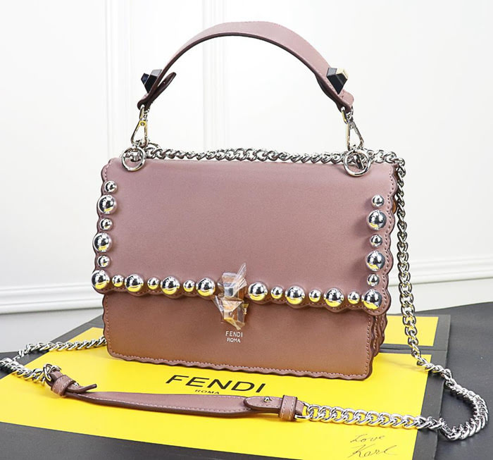 FENDI芬迪 大號 Fendi 2018秋冬新款 Kani翻蓋式手袋 可斜背亦可手提 088 091  fd1310