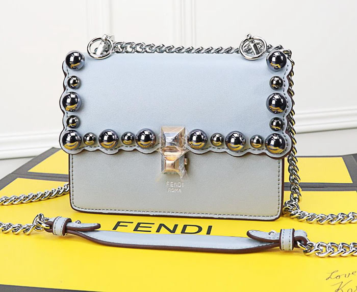 FENDI芬迪 小號 Fendi 2018秋冬新款 Kani翻蓋式手袋 可斜背亦可手提 088 081  fd1312