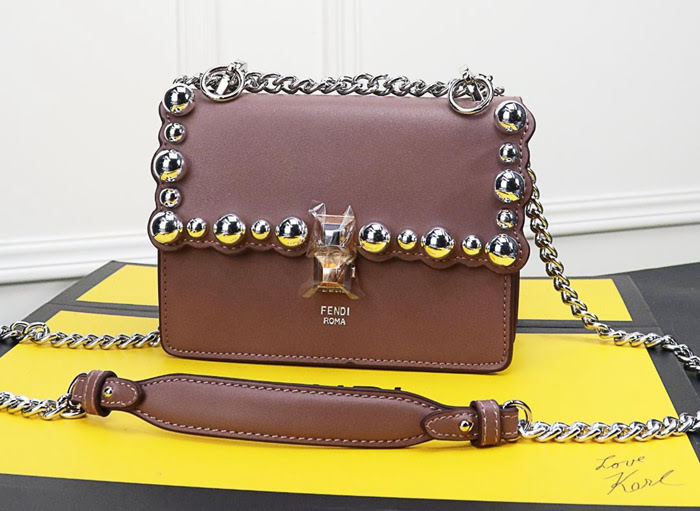 FENDI芬迪 小號 Fendi 2018秋冬新款 Kani翻蓋式手袋 可斜背亦可手提 088 081  fd1313