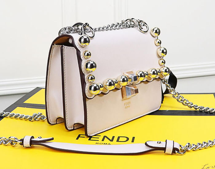 FENDI芬迪 小號 Fendi 2018秋冬新款 Kani翻蓋式手袋 可斜背亦可手提 088 081  fd1315