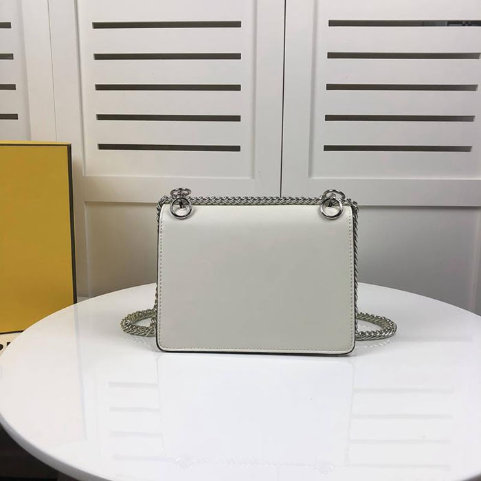 FENDI芬迪 新品小號 FEND時裝秀款 皮革手袋 斜挎手提包  fd1328