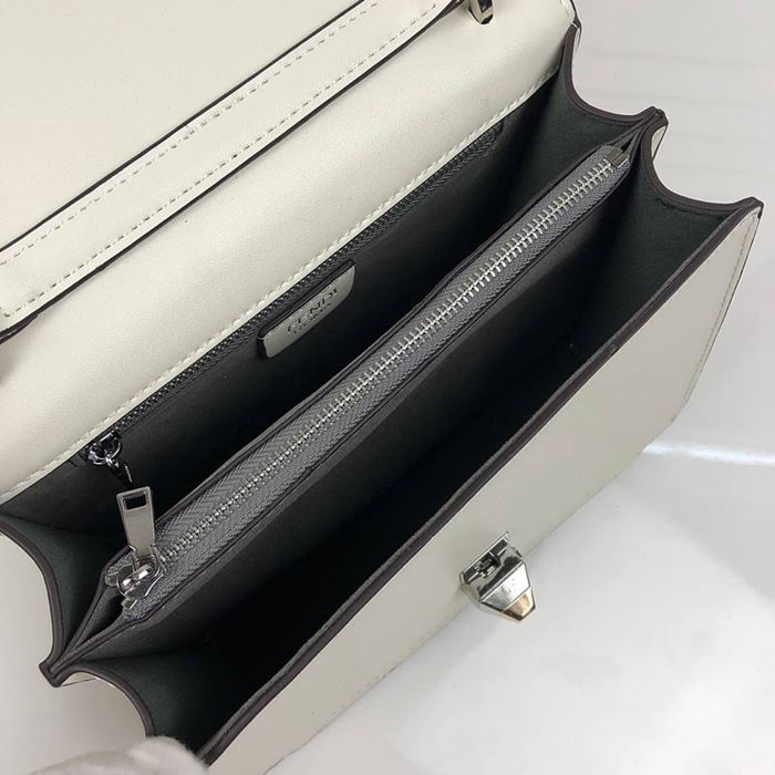 FENDI芬迪 新品小號 FEND時裝秀款 皮革手袋 斜挎手提包  fd1328
