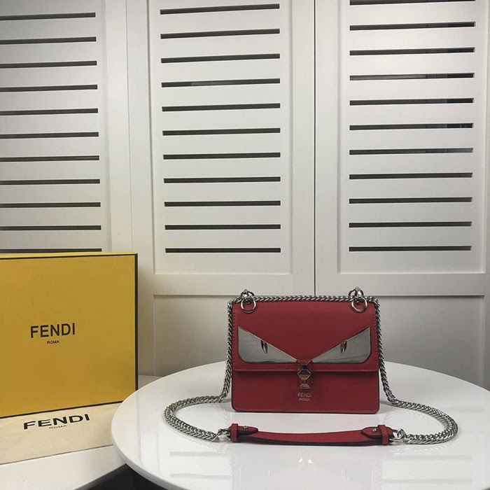 FENDI芬迪 新品小號 FEND時裝秀款 皮革手袋 斜挎手提包  fd1329