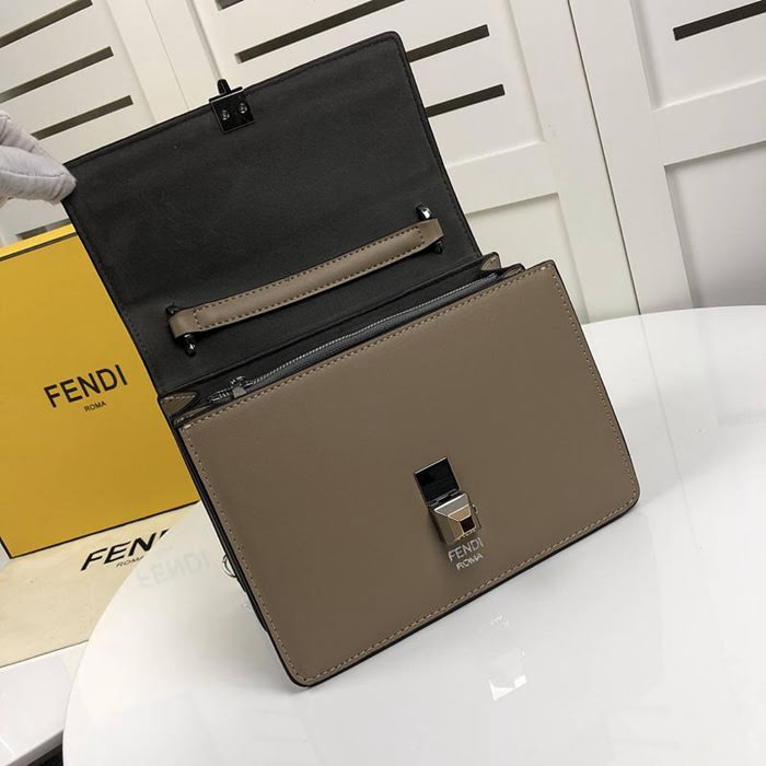FENDI芬迪 新品小號 FEND時裝秀款 皮革手袋 斜挎手提包  fd1331