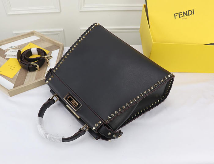 FENDI芬迪 新款來襲 單手柄 手提肩背包 大號 022  fd1339