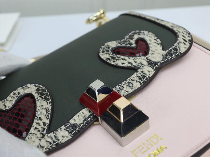 FENDI芬迪 小號 Fendi 8809 2018春夏新款 情人節禮物KAN I LOGO牛皮手袋 可斜背或手拿  fd1344