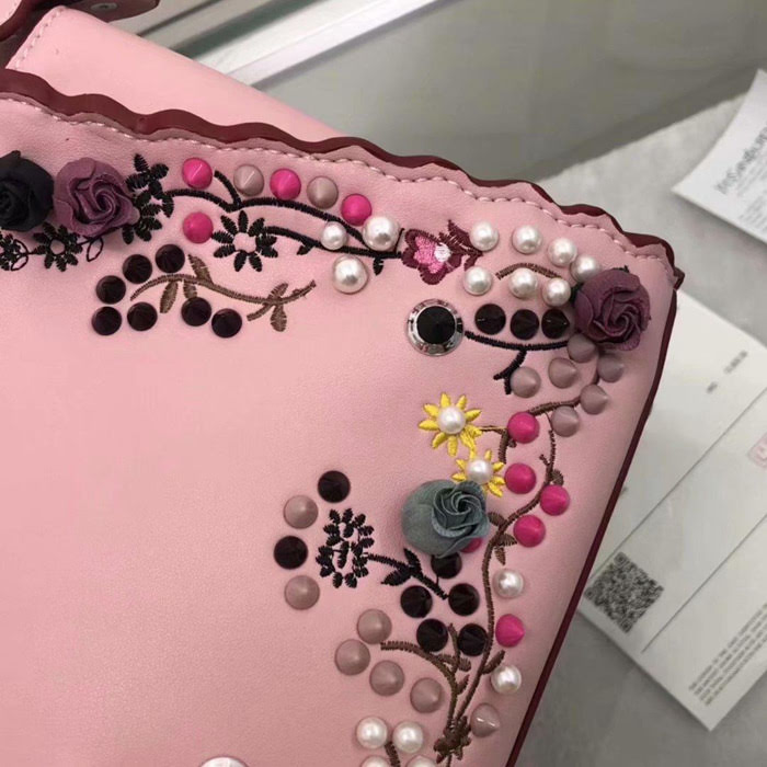 FENDI芬迪 最新款 火爆來襲 配以寶石和小牛皮花蕾 單手柄手提肩背包 015 fd1403